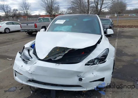 2023 Tesla Model Y Awd/Long Range Dual Motor All-Wheel Drive from USA, damaged, VIN 7SAYGDEE7PA191339